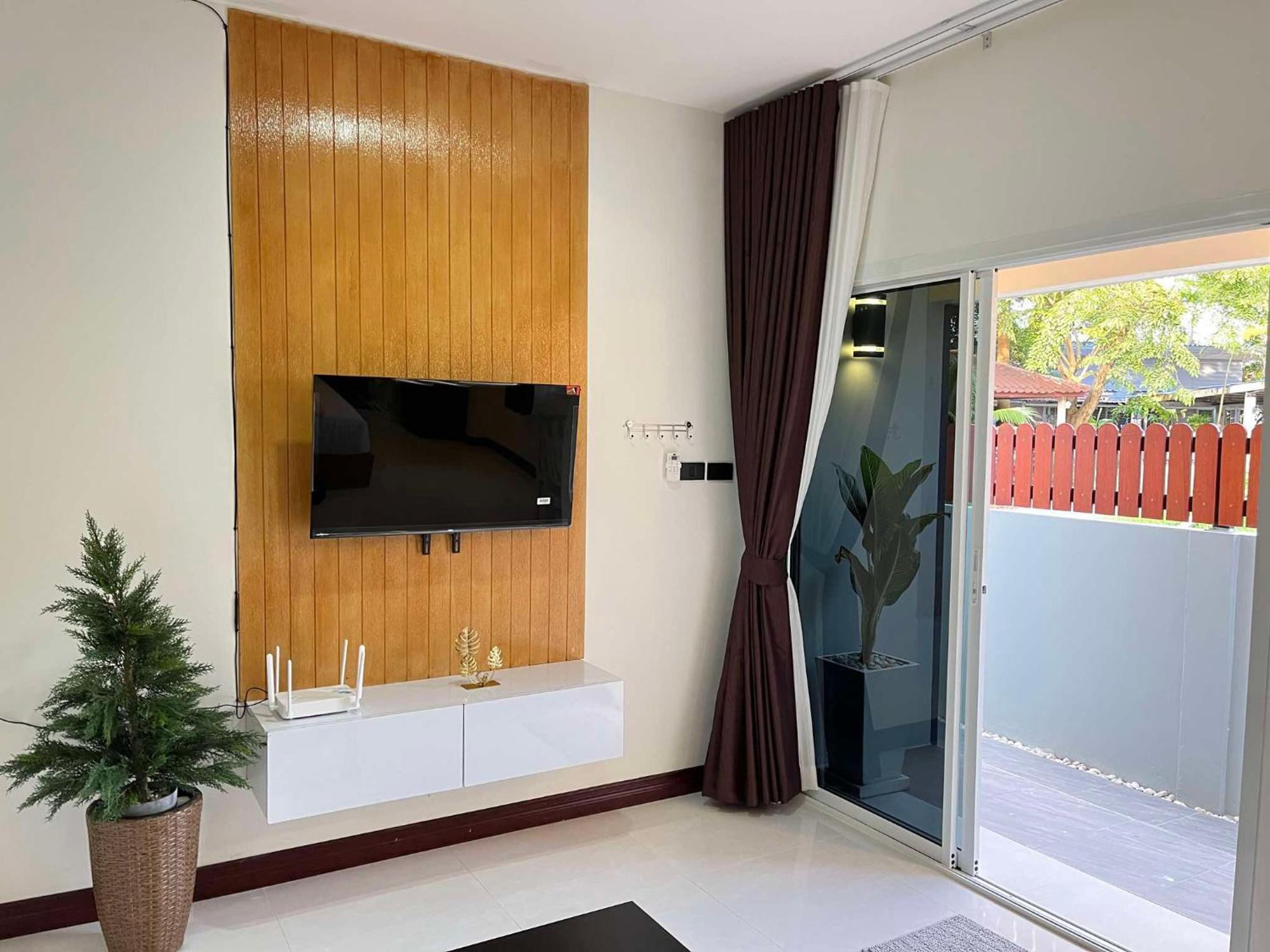 Soldeera House - Bangtao Apartman Phuket Kültér fotó